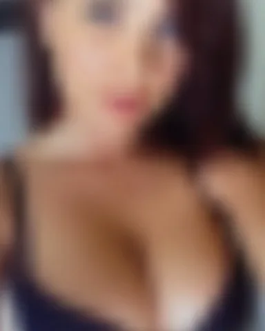 Aisha, 29 Jahre — domina sextreffen in Kreuzberg