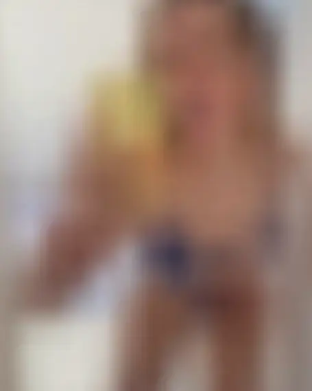 Nadine, 27 Jahre — domina sextreffen in Hansestadt Stade