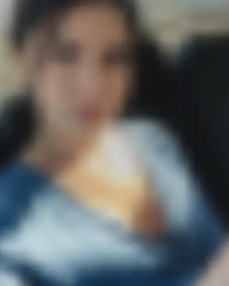 Livia, 23 Jahre — domina sextreffen in Albstadt