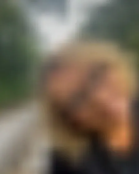 Nina, 26 Jahre — domina sextreffen in Freital