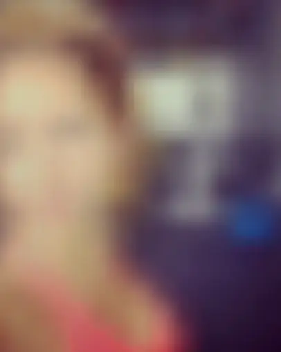 Sophie, 23 Jahre — domina sextreffen in Meschede